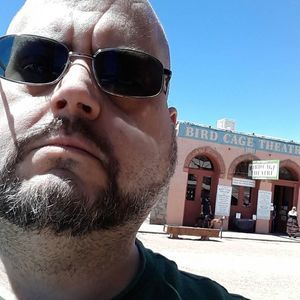 Meet your Posher, Wesley